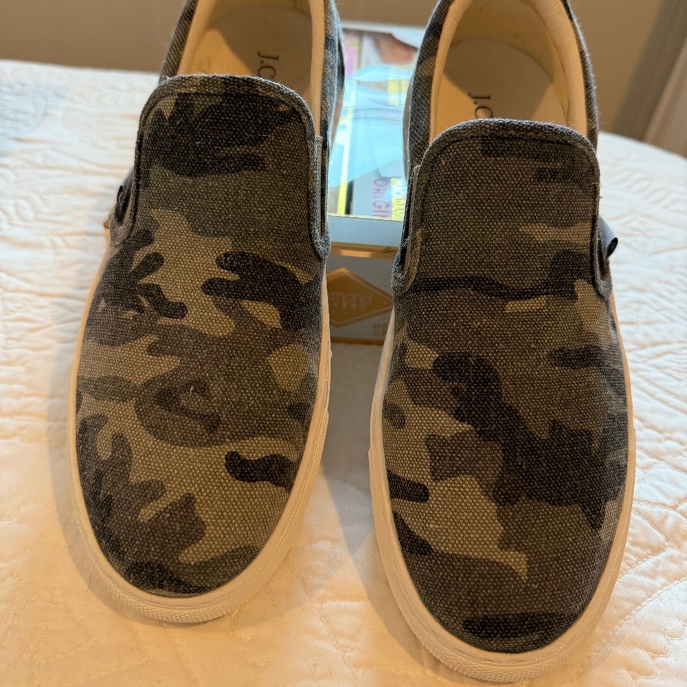 J Crew Camo canvas slip on shoes 7.5